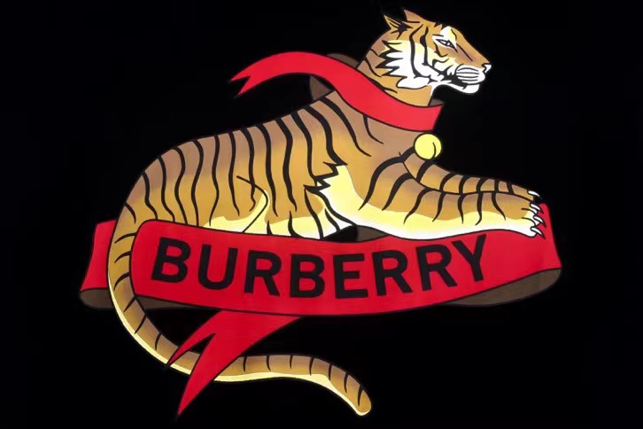博柏利 Burberry 高级成衣风衣外套及大衣服饰 #8363A13F 3