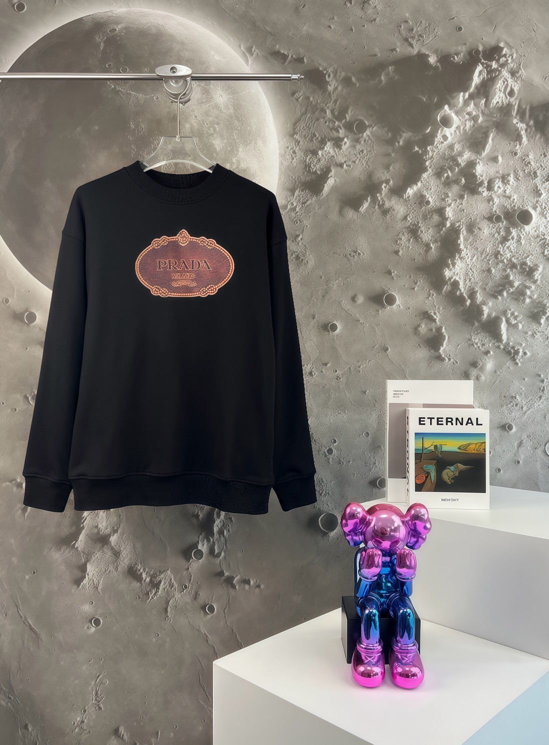 “CJCR RADA Prada Round Collar T-shirt: Pure Cotton, Comfortable Fit, XS-L Sizes Available” - 图片 1