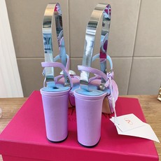 G289 VALENTINO华伦天奴经典凉鞋单鞋春夏VLOGO SIGNATURE鞋型线条流畅.版型超赞上脚舒适.增高. G289 VALENTINO华伦天奴经典凉鞋单鞋春夏VLOGO SIGNATURE鞋型线条流畅.版型超赞上脚舒适.增高.