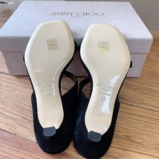 G277高品质 Jimmy Cho*26ss夏季新款宝石扣凉鞋 自带复古贵气轻奢氛围感的四季尖头平底单鞋,柔和小尖头鞋型 G277高品质 Jimmy Cho*26ss夏季新款宝石扣凉鞋 自带复古贵气轻奢氛围感的四季尖头平底单鞋,柔和小尖头鞋型