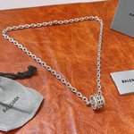 Balenciaga Jewelry Necklaces & Pendants from China 2023
 Vintage