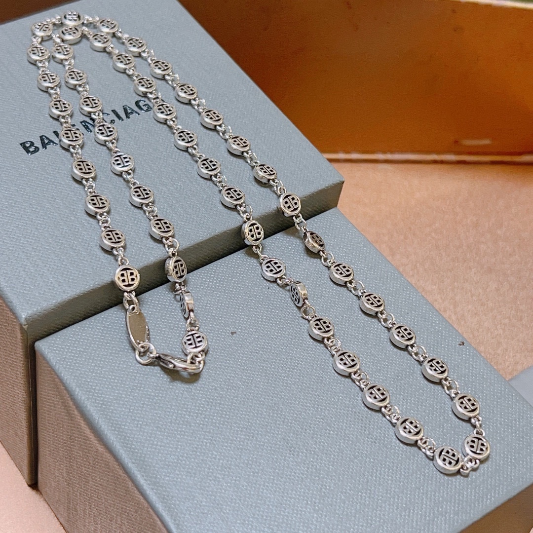 Balenciaga Jewelry Necklaces & Pendants Vintage