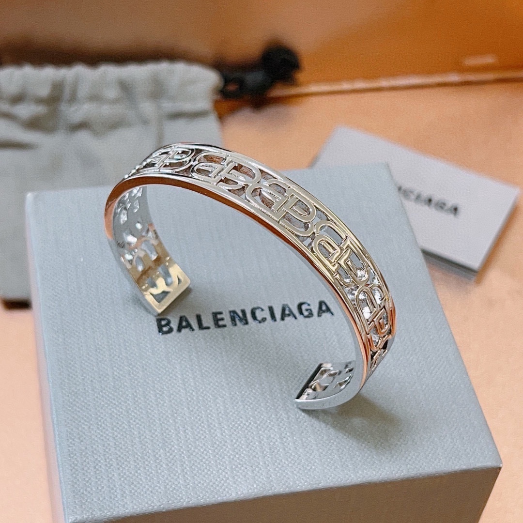 Balenciaga Joyas Pulsera Nuevo 2024
 Universal para hombres y mujeres