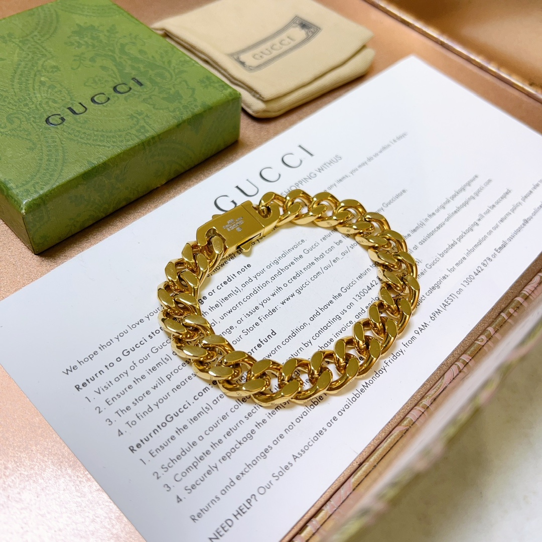 2024最新出炉土豪版手链 独家高品质🌼 Gucci古驰手链最新款的经典款 精致无论款式 质感 都是绝对的顶尖feel 只要看一眼就懂了 超 7