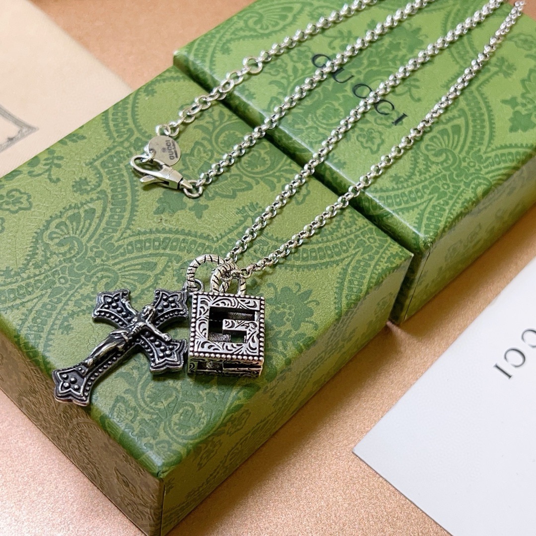 Gucci luxury necklace 5