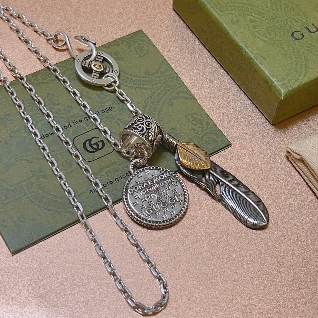 Gucci luxury necklace 2