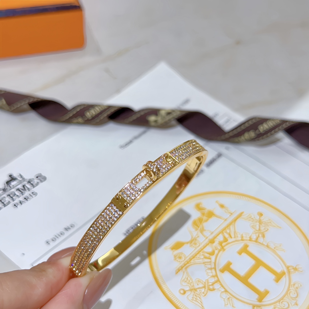Hermès item 8