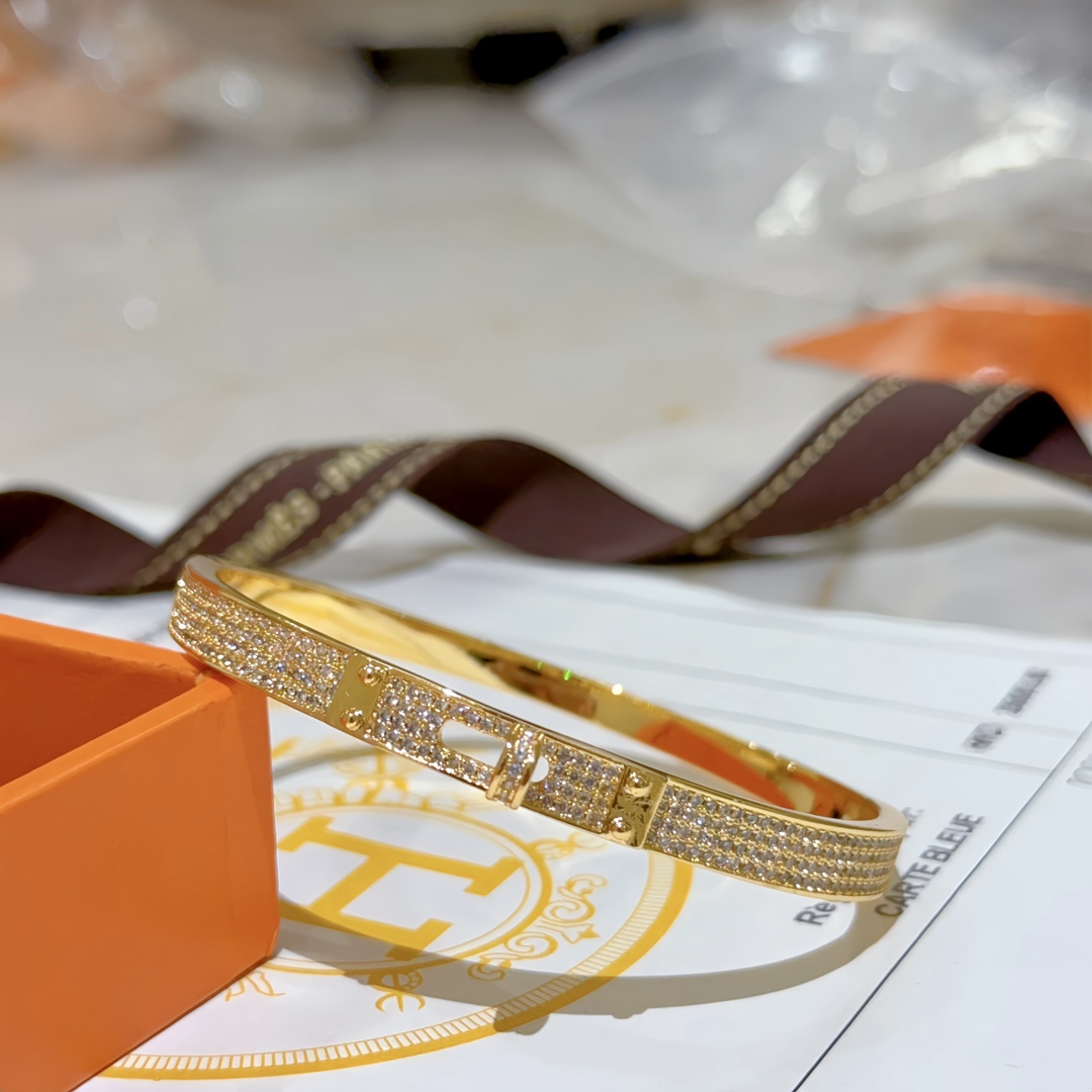 Hermès item 5