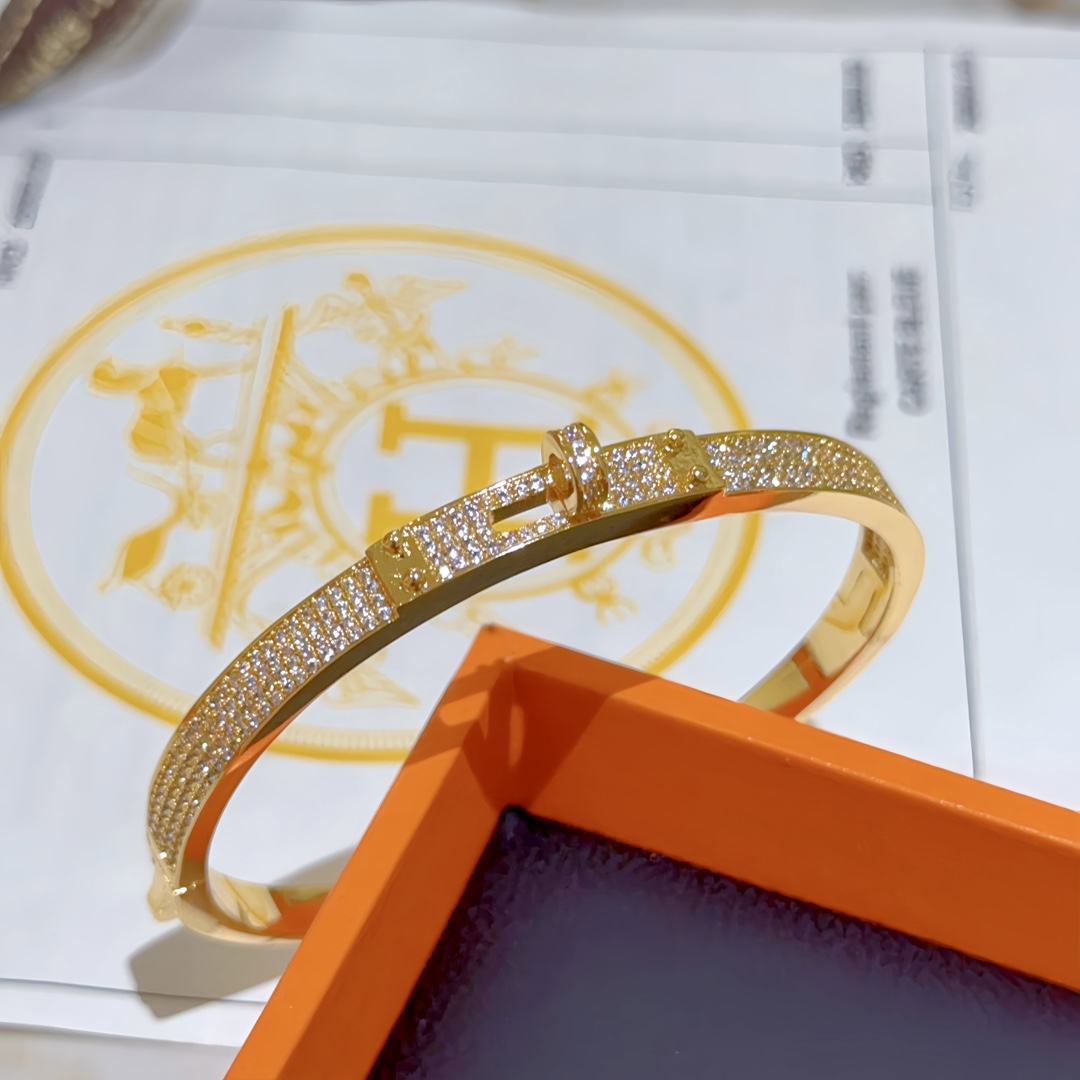 Hermès item 2