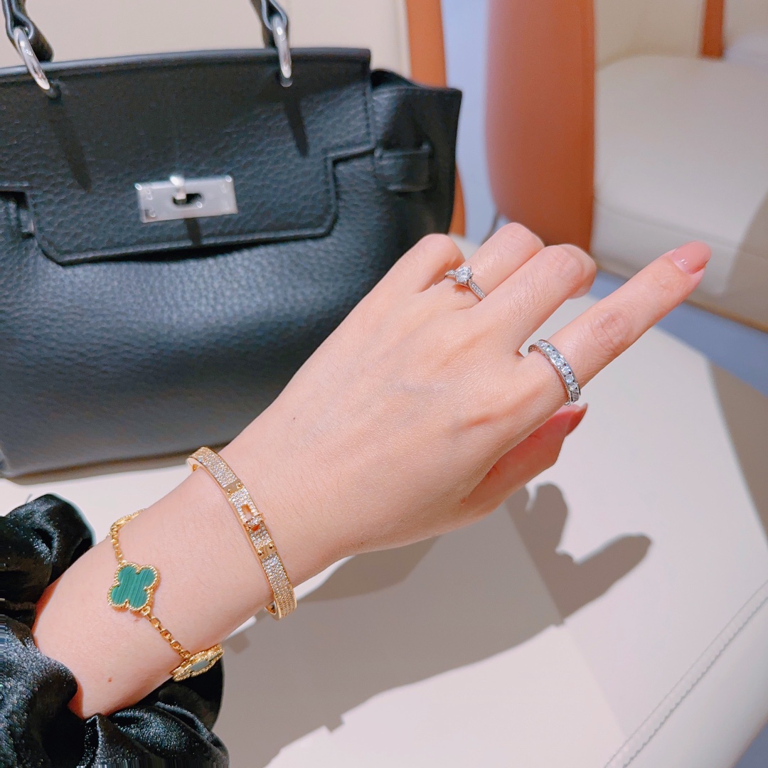 Hermès item 3