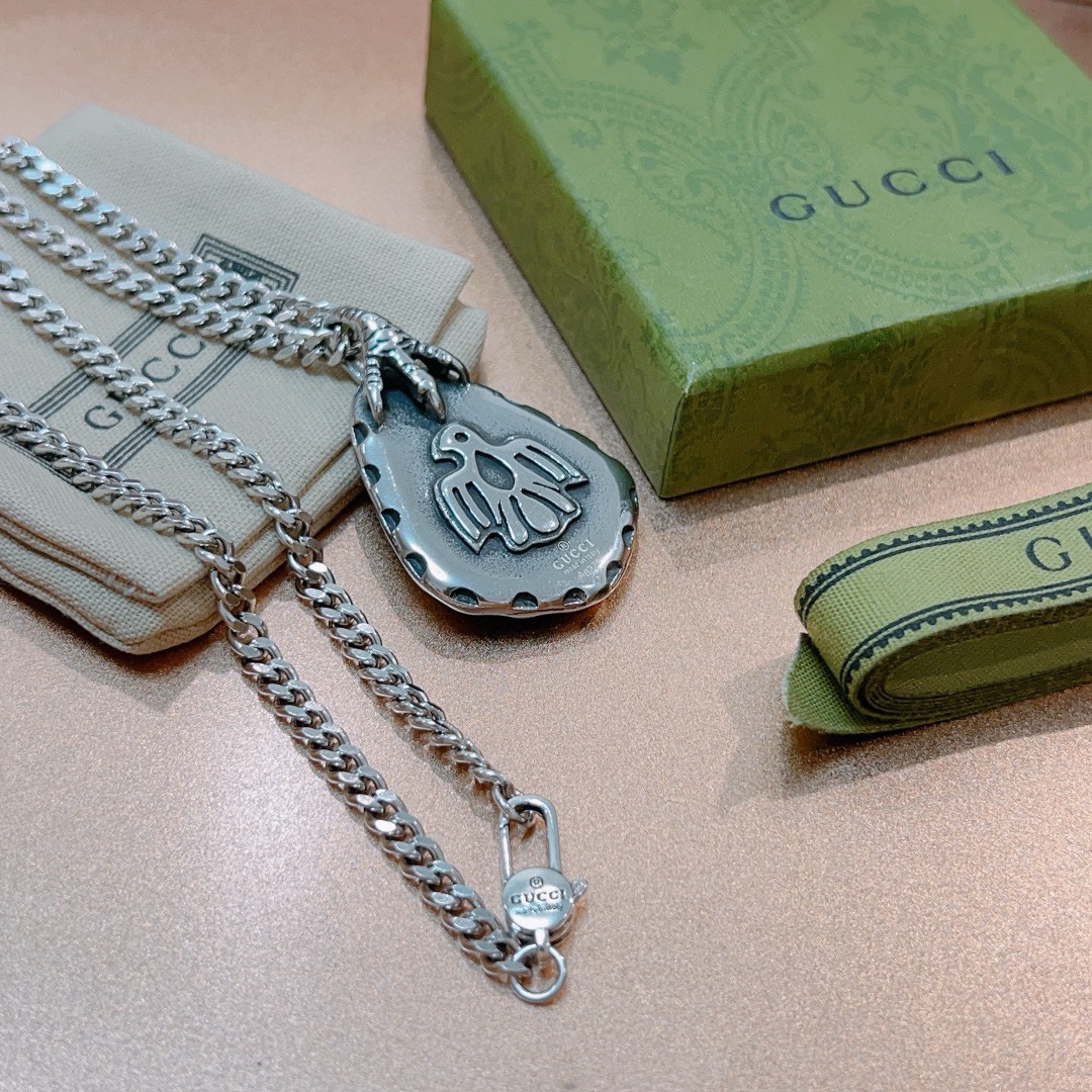 Gucci luxury necklace 6