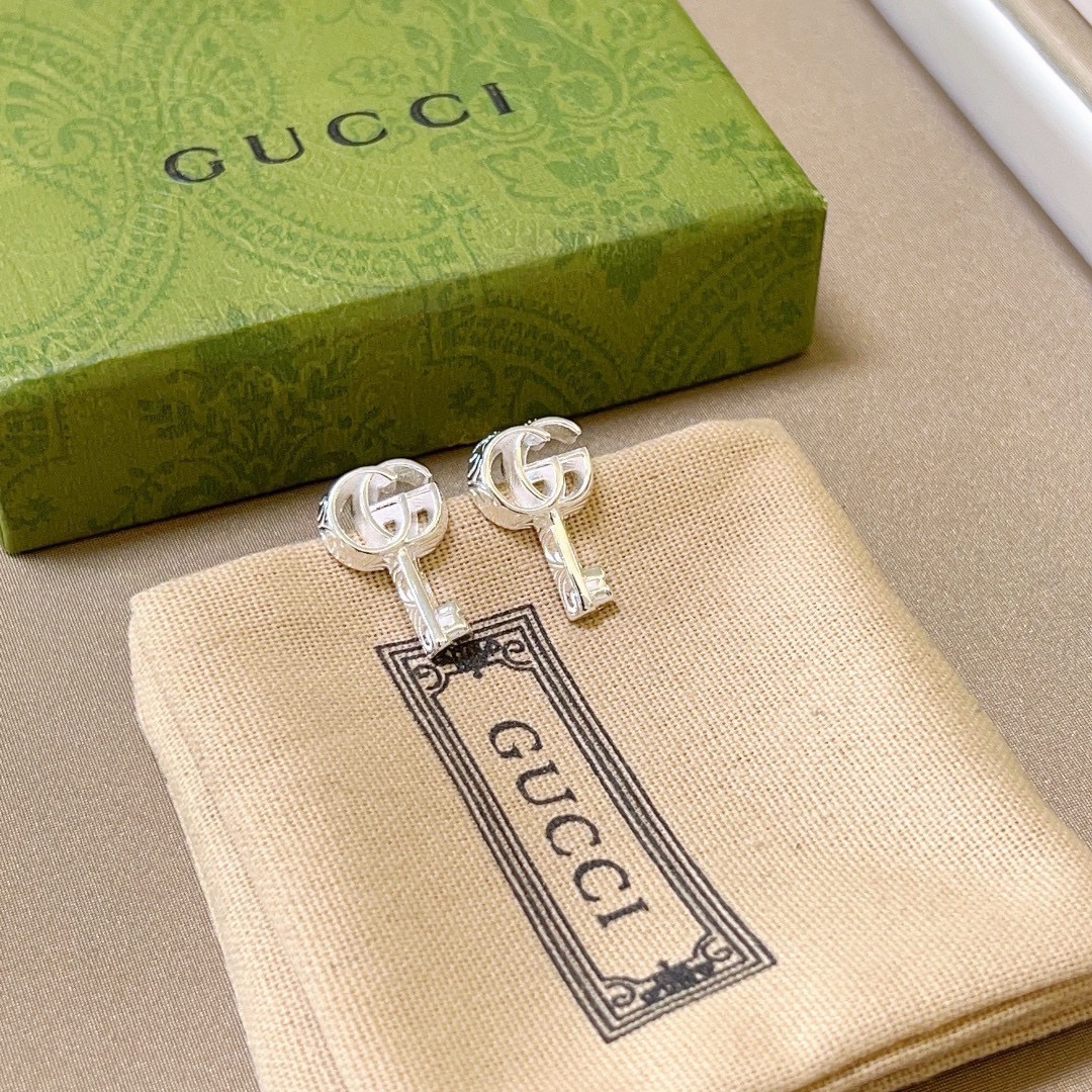 Gucci luxury item