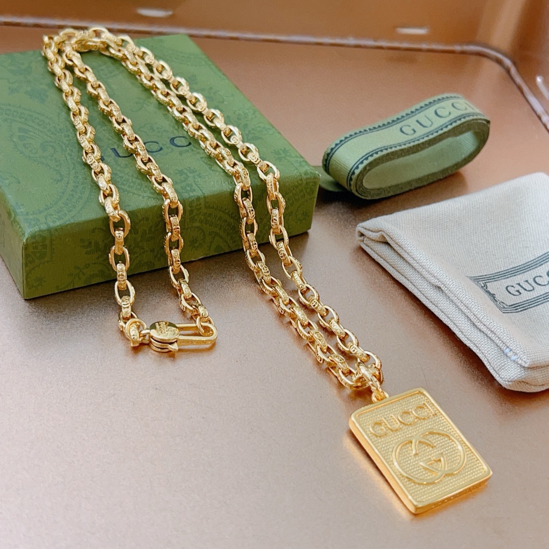 Gucci luxury necklace 6