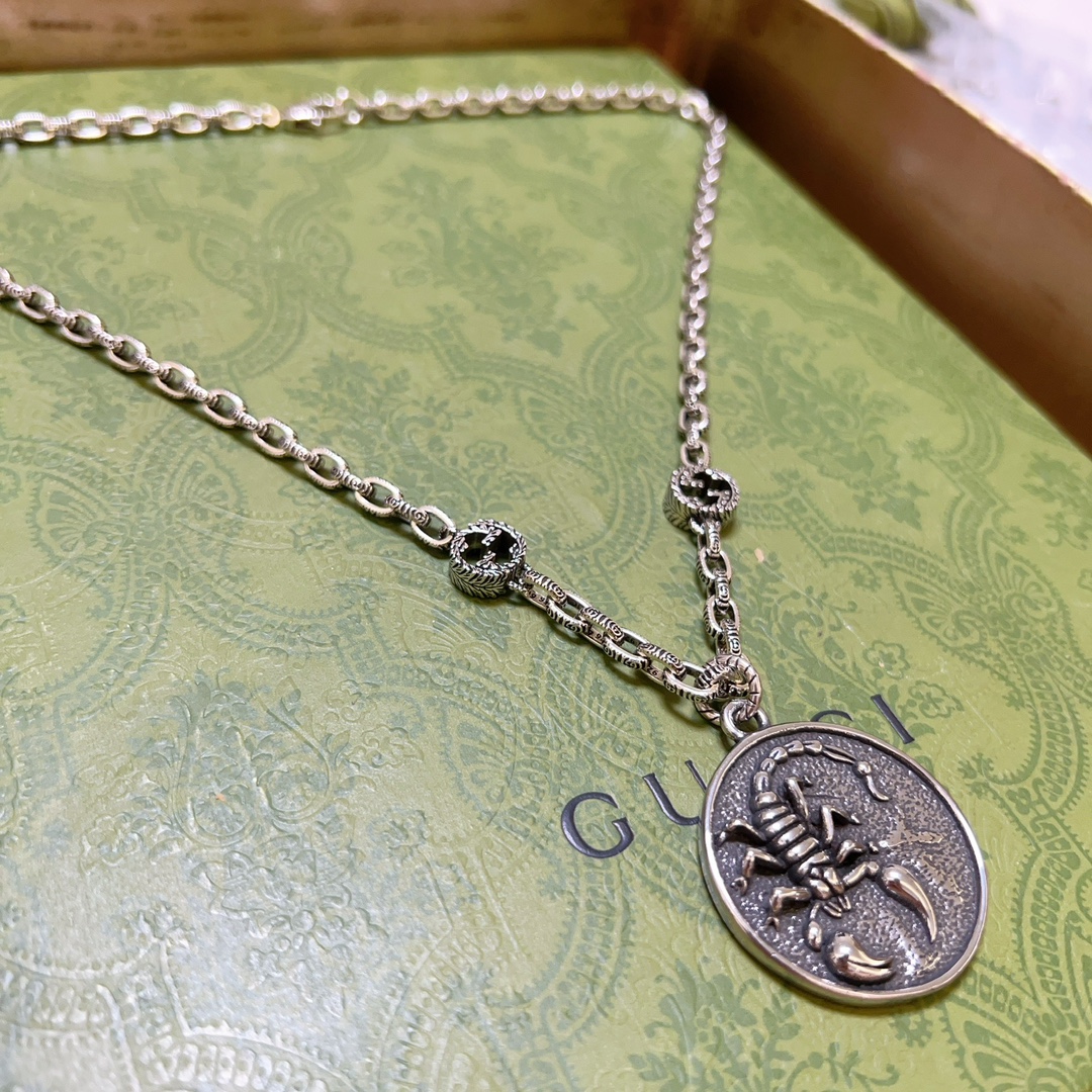 Gucci luxury necklace 6