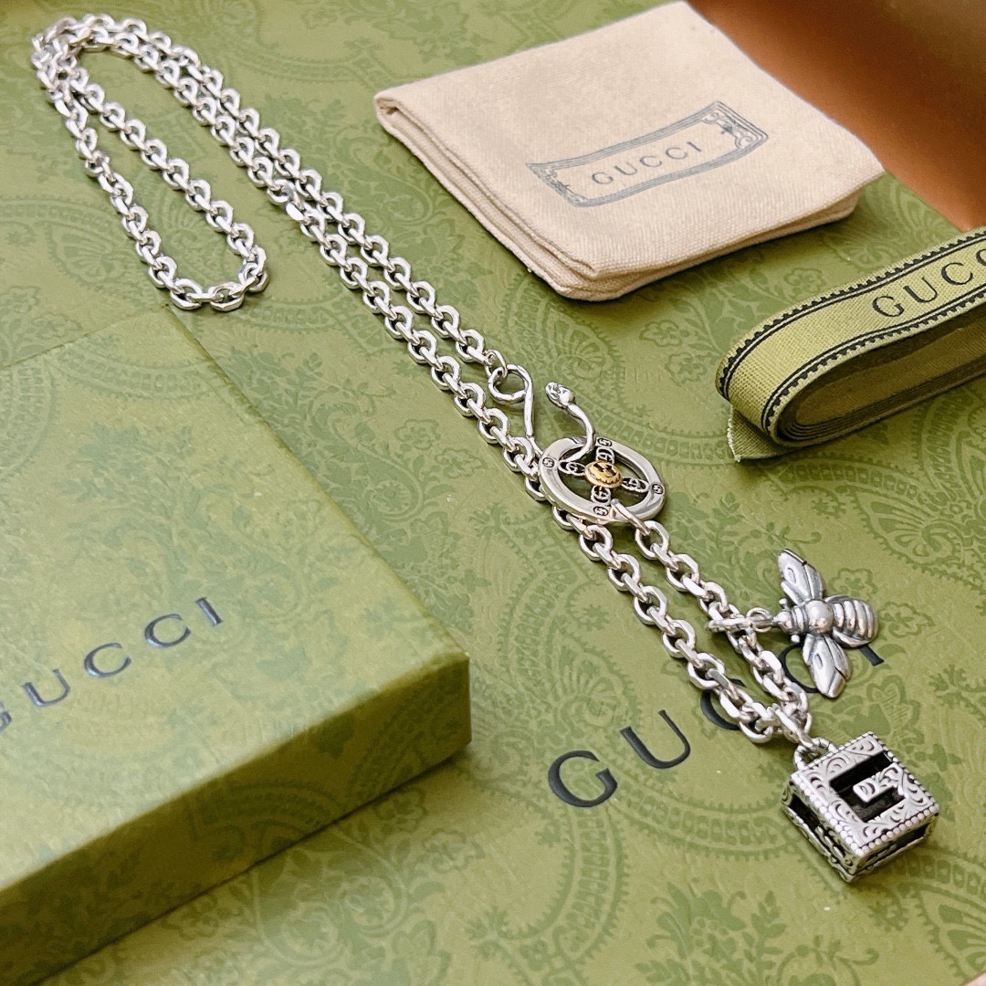 Gucci古驰项链最新款链条档次更高Anger Forest系列双G经典款绿松吊牌设计理念项链系列复古银项链 2