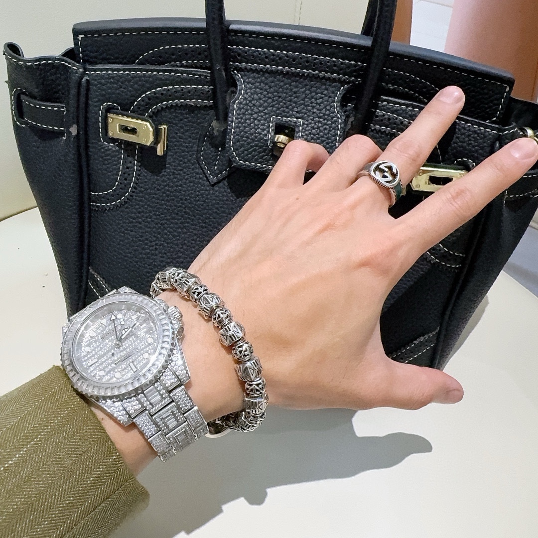 Balenciaga luxury bracelet 6