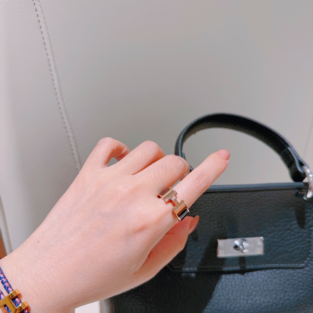 Hermès Chaine d'Ancre Ring in Rose Gold - Comprehensive 9