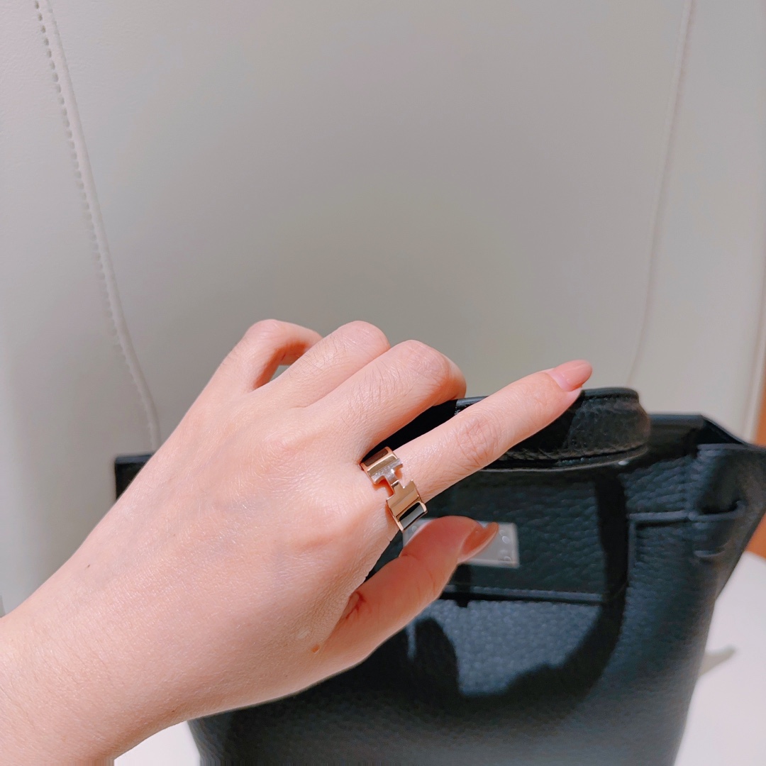 Hermès Chaine d'Ancre Ring in Rose Gold - Comprehensive 6