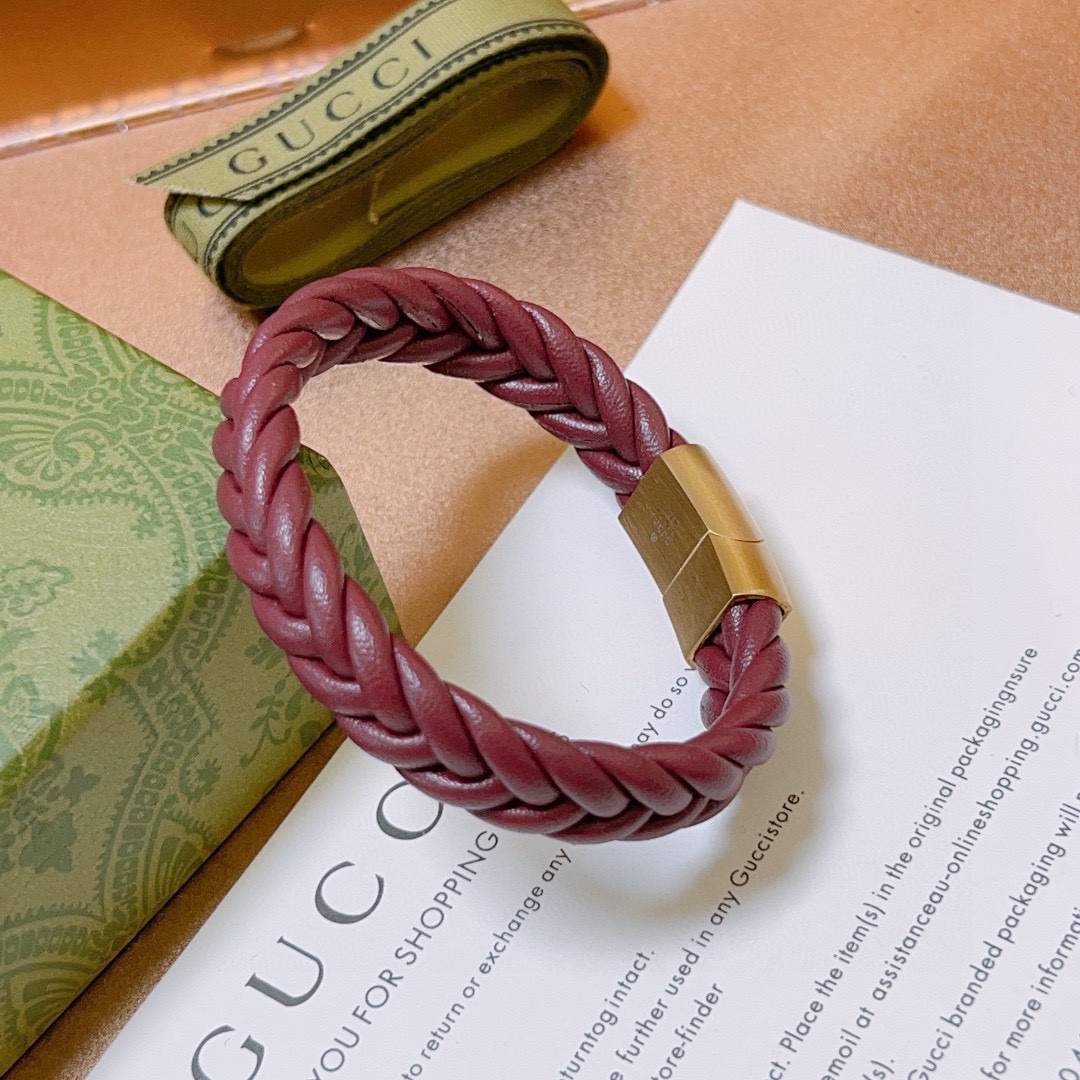 Gucci luxury designer product 9