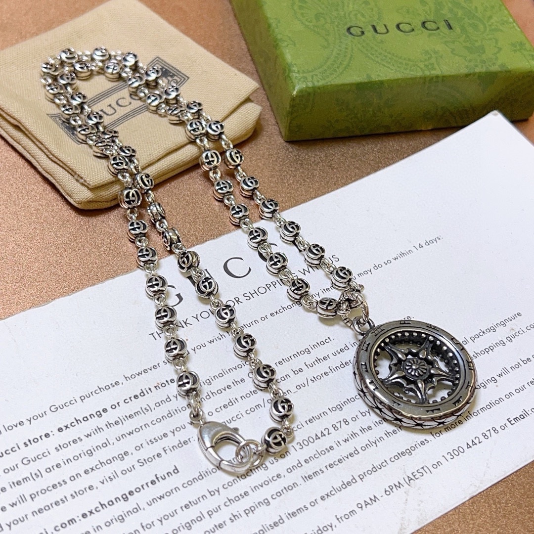 Gucci luxury necklace 8