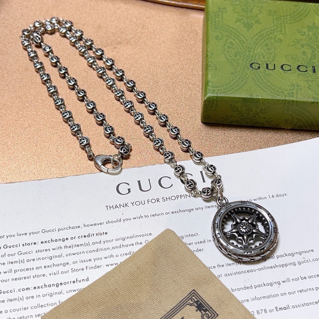 Gucci luxury necklace 7