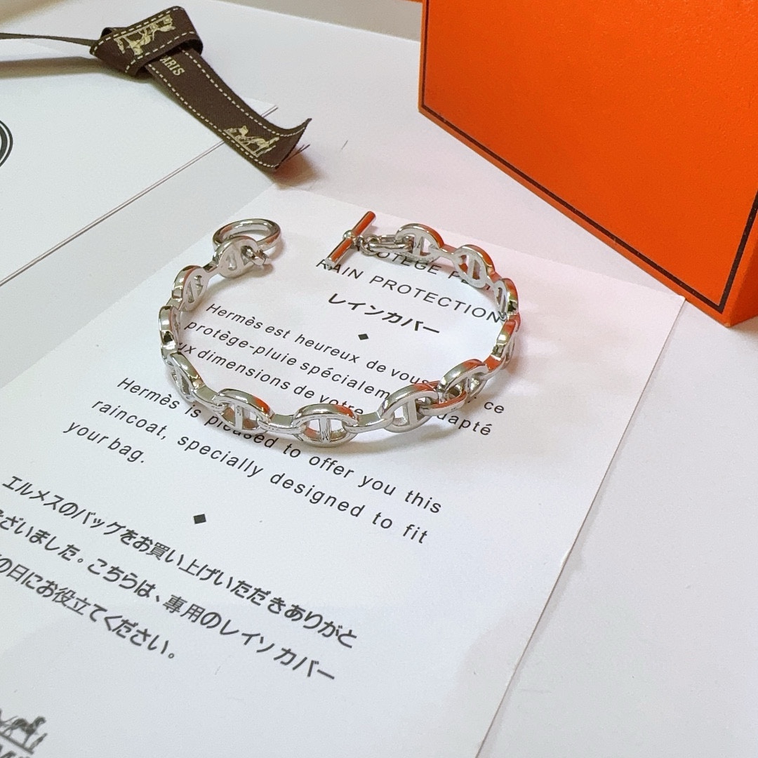 Hermès item 7