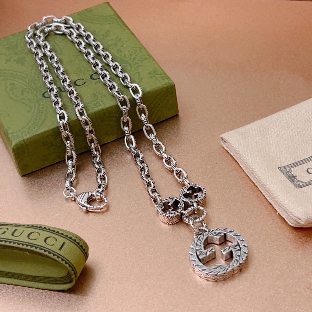 Gucci luxury necklace 9
