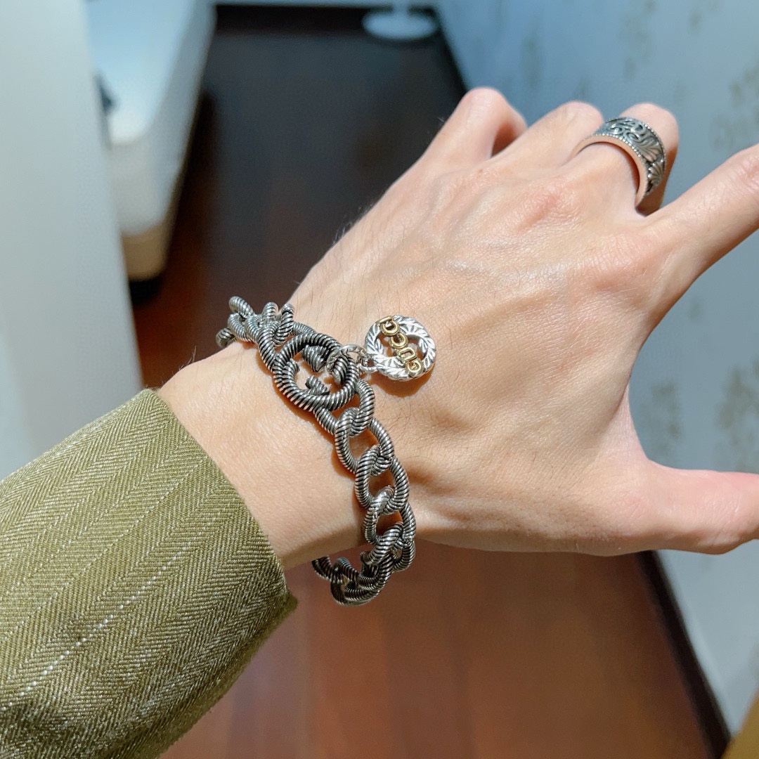 Gucci luxury bracelet 3
