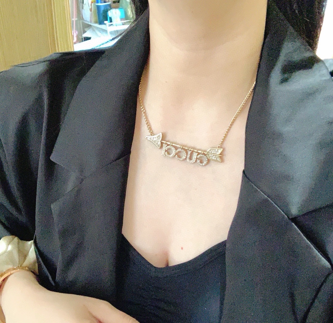 Gucci luxury necklace 9