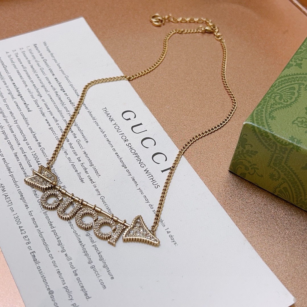 Gucci luxury necklace 4