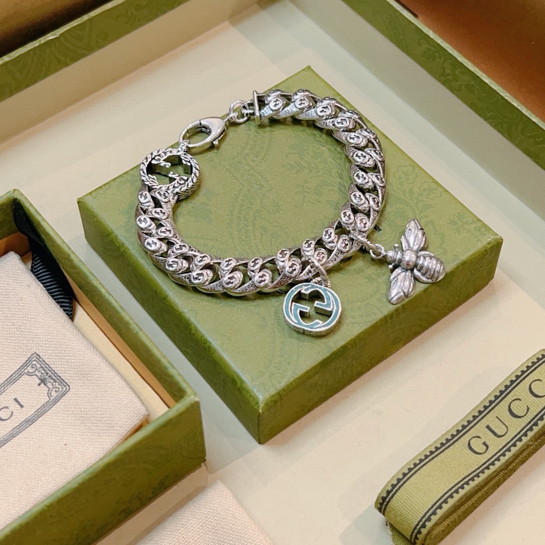 Gucci luxury bracelet 4