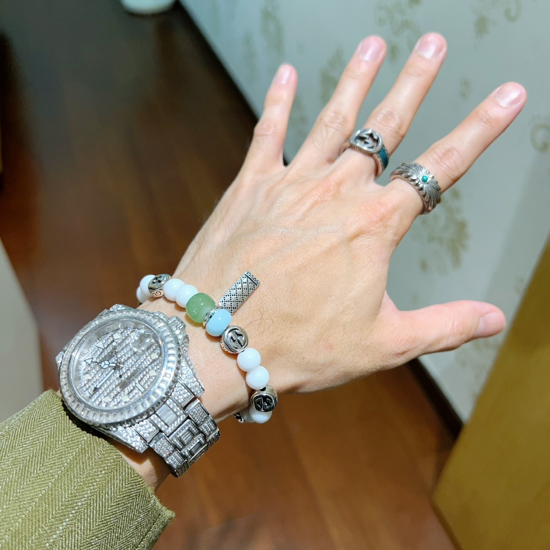 新品发布Gucci古驰手链男女同款 最新款白砗磲石手链档次更高Anger Forest系列双g手链 3