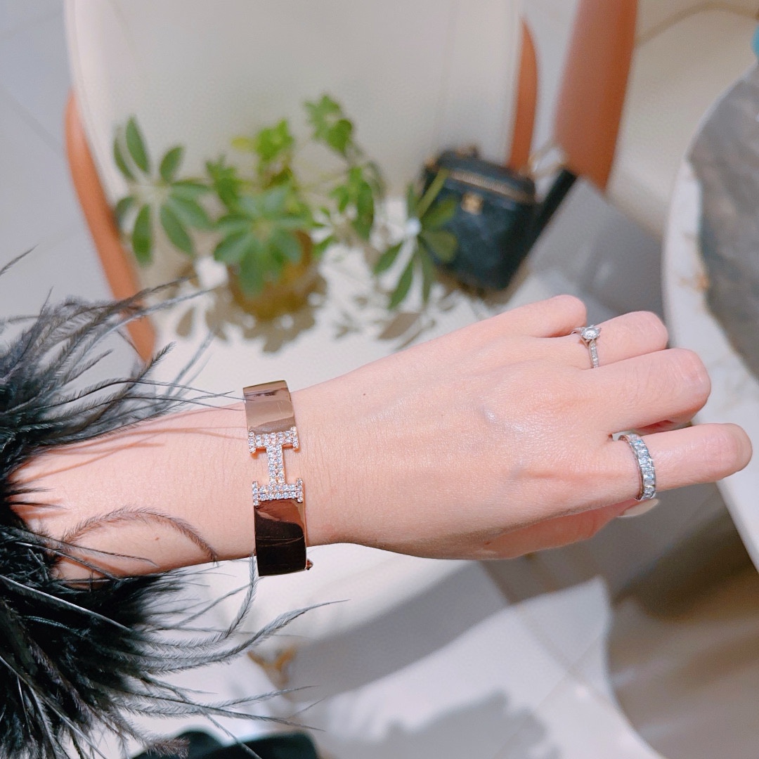 Hermès luxury item 9
