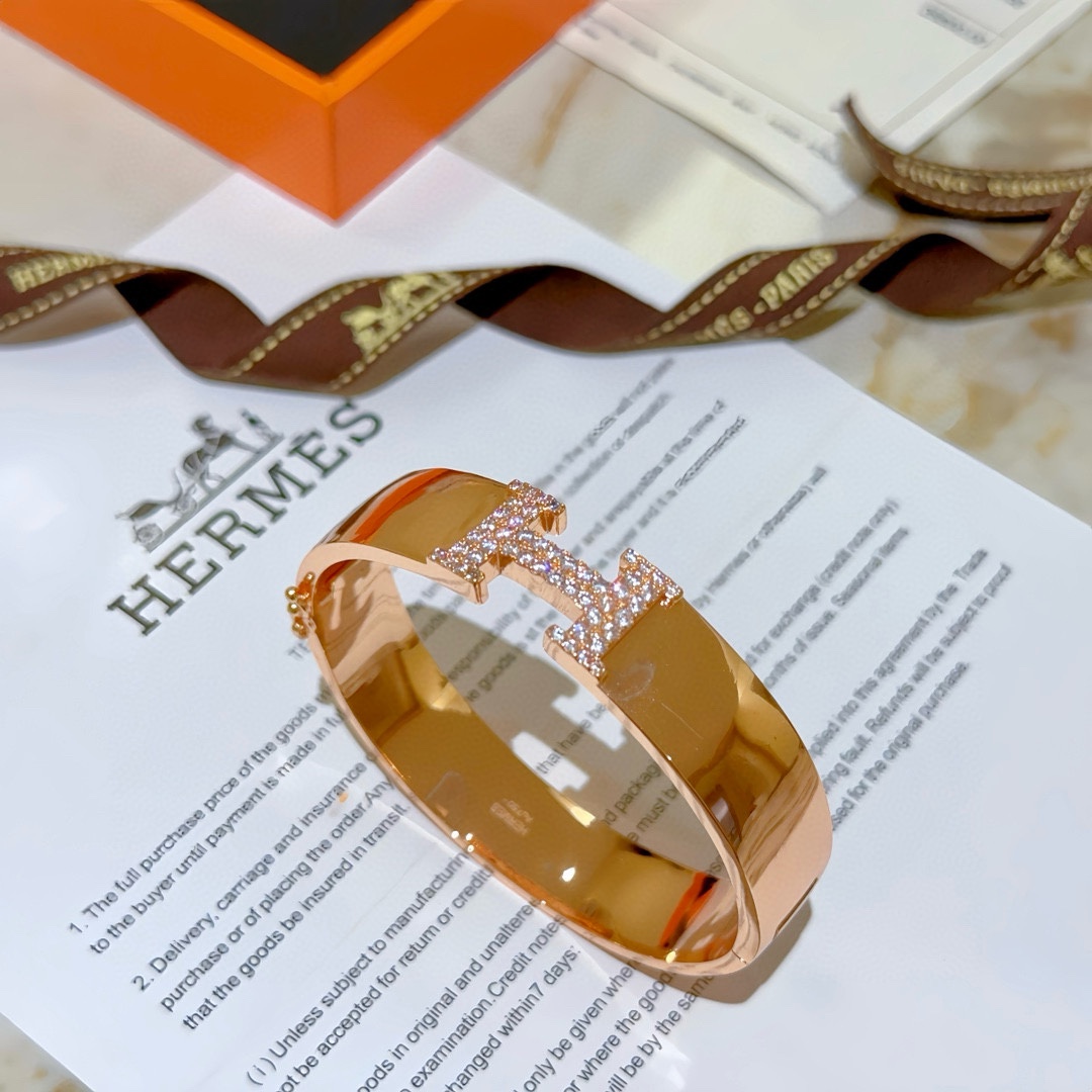 Hermès luxury item