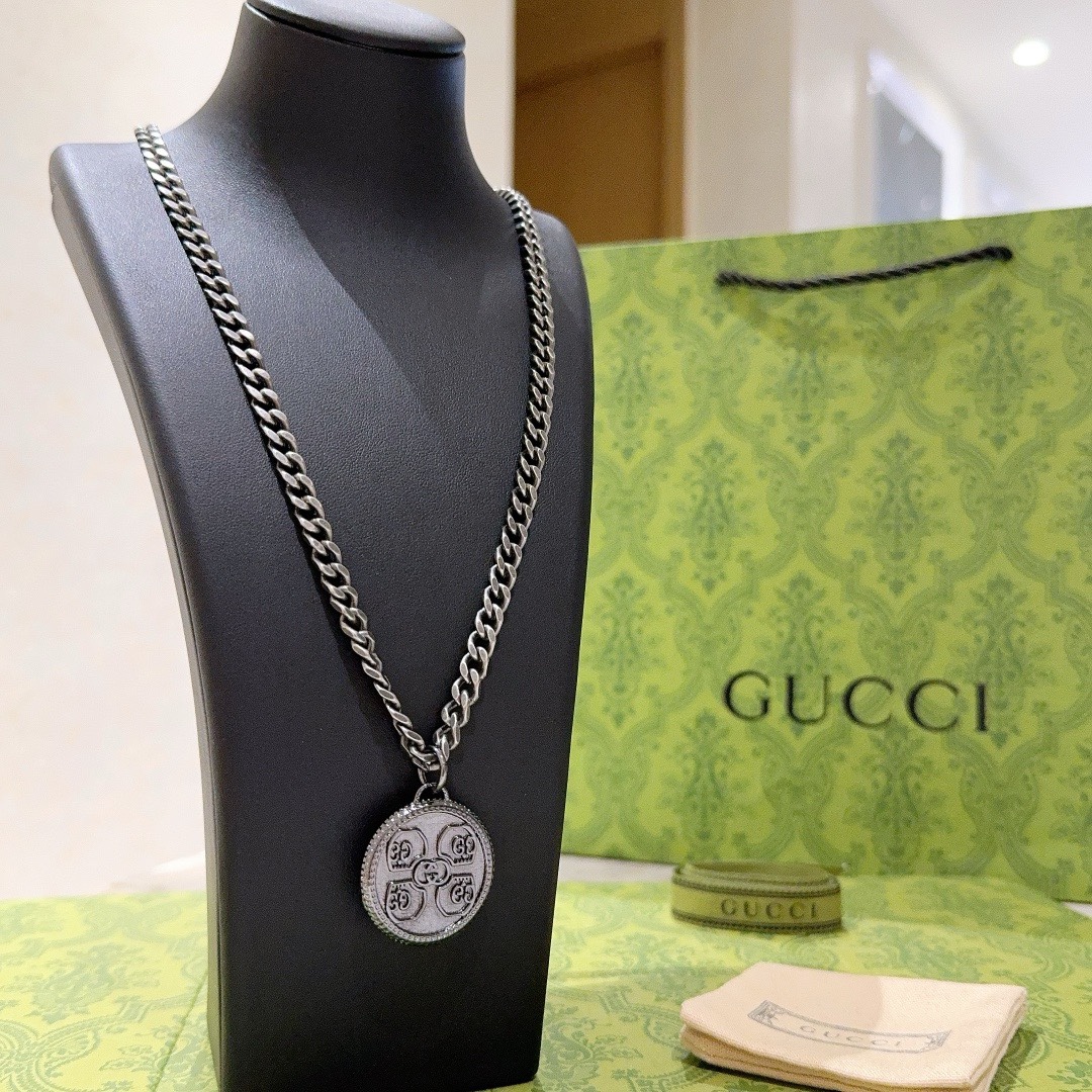Gucci luxury necklace 4