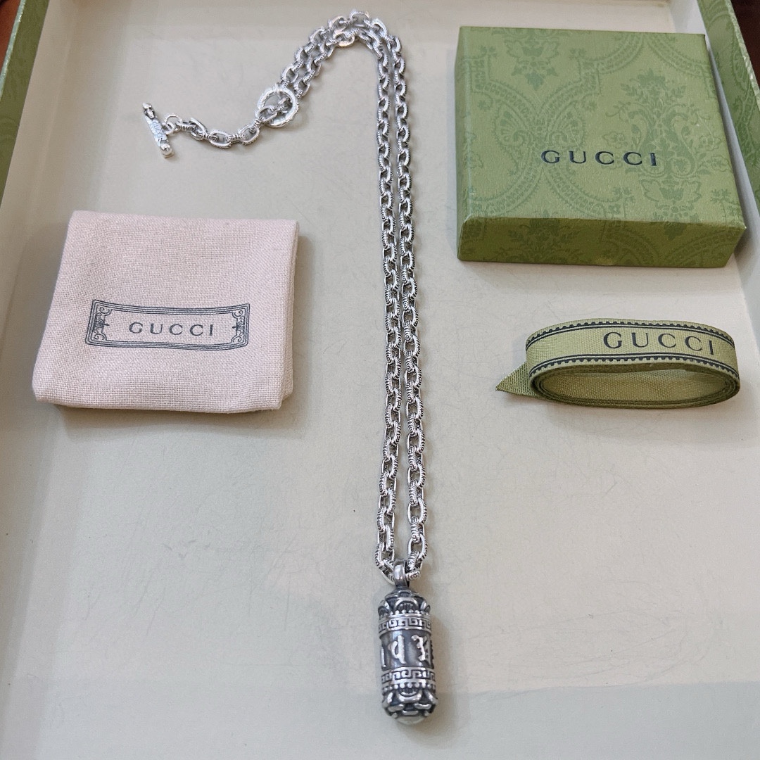 Gucci luxury necklace 3