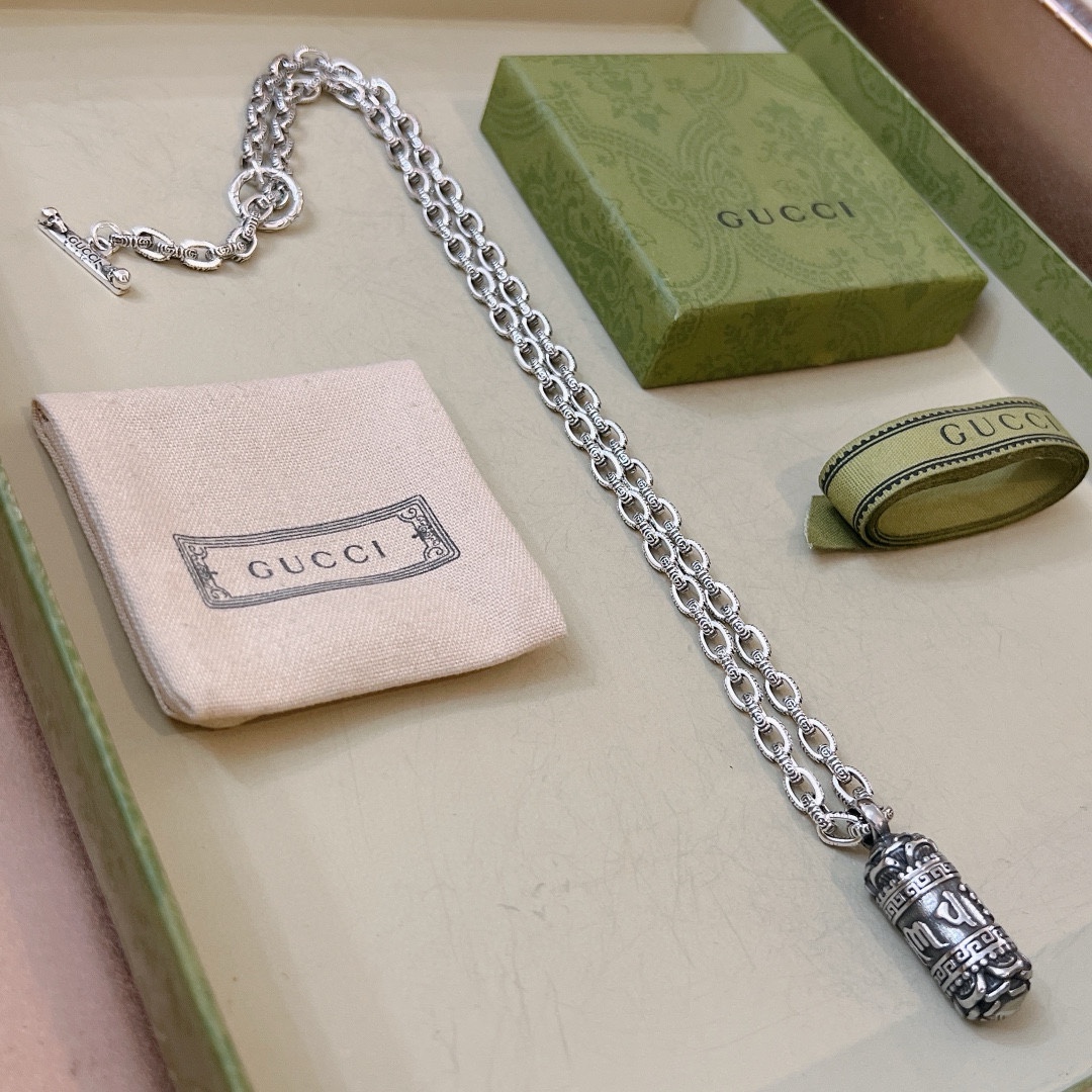 Gucci luxury necklace 8