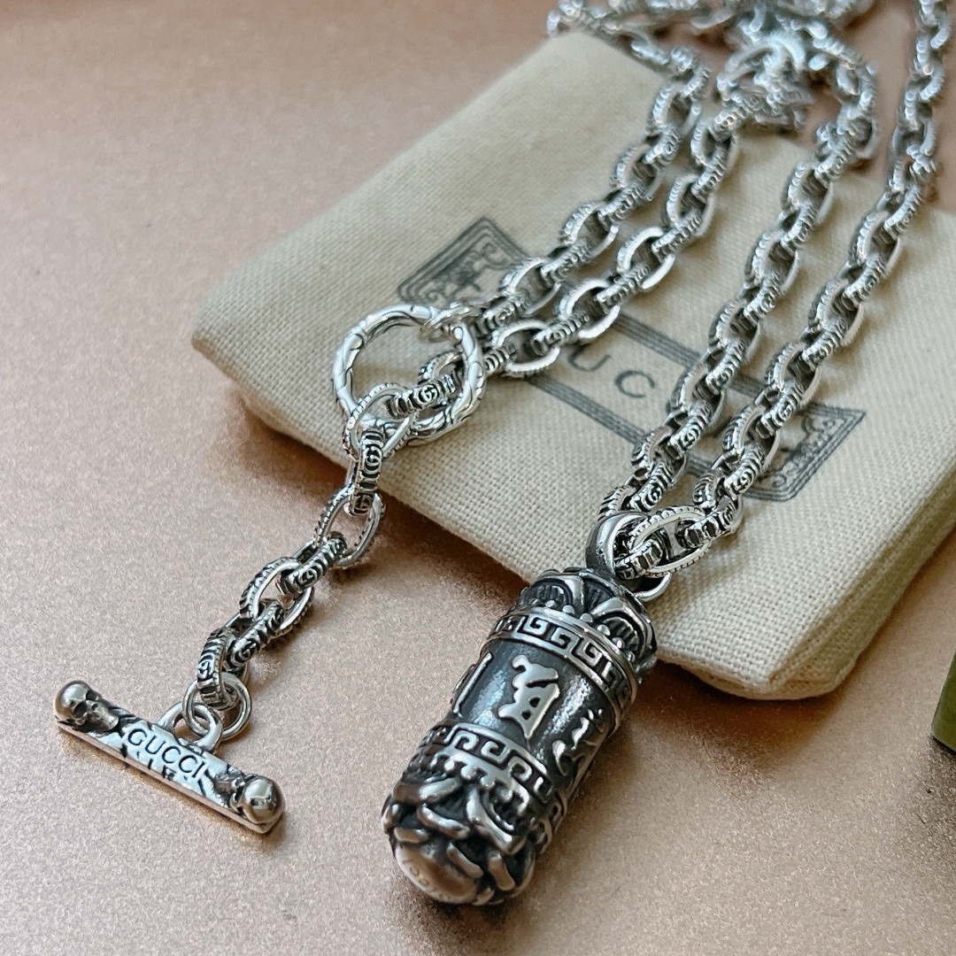Gucci luxury necklace 2