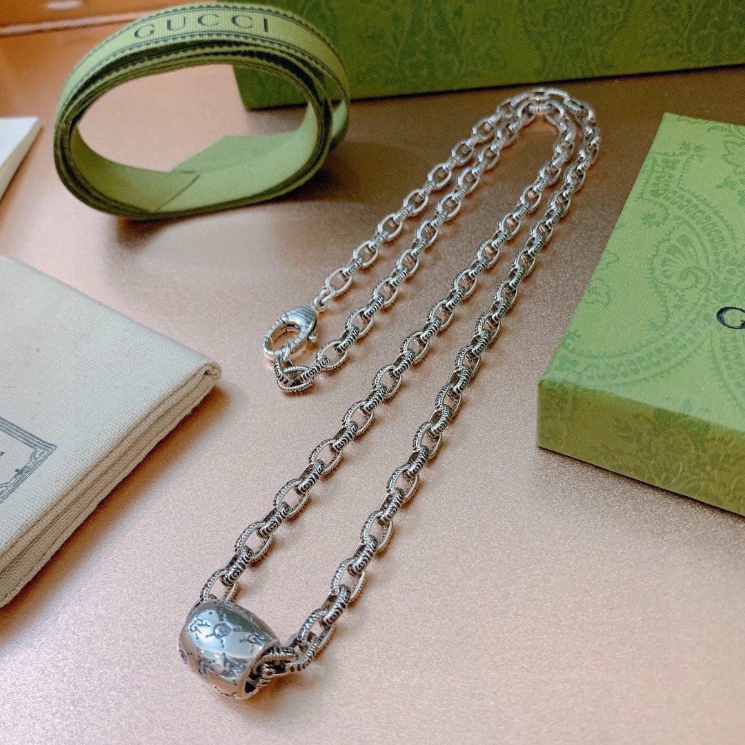 Gucci luxury necklace 2