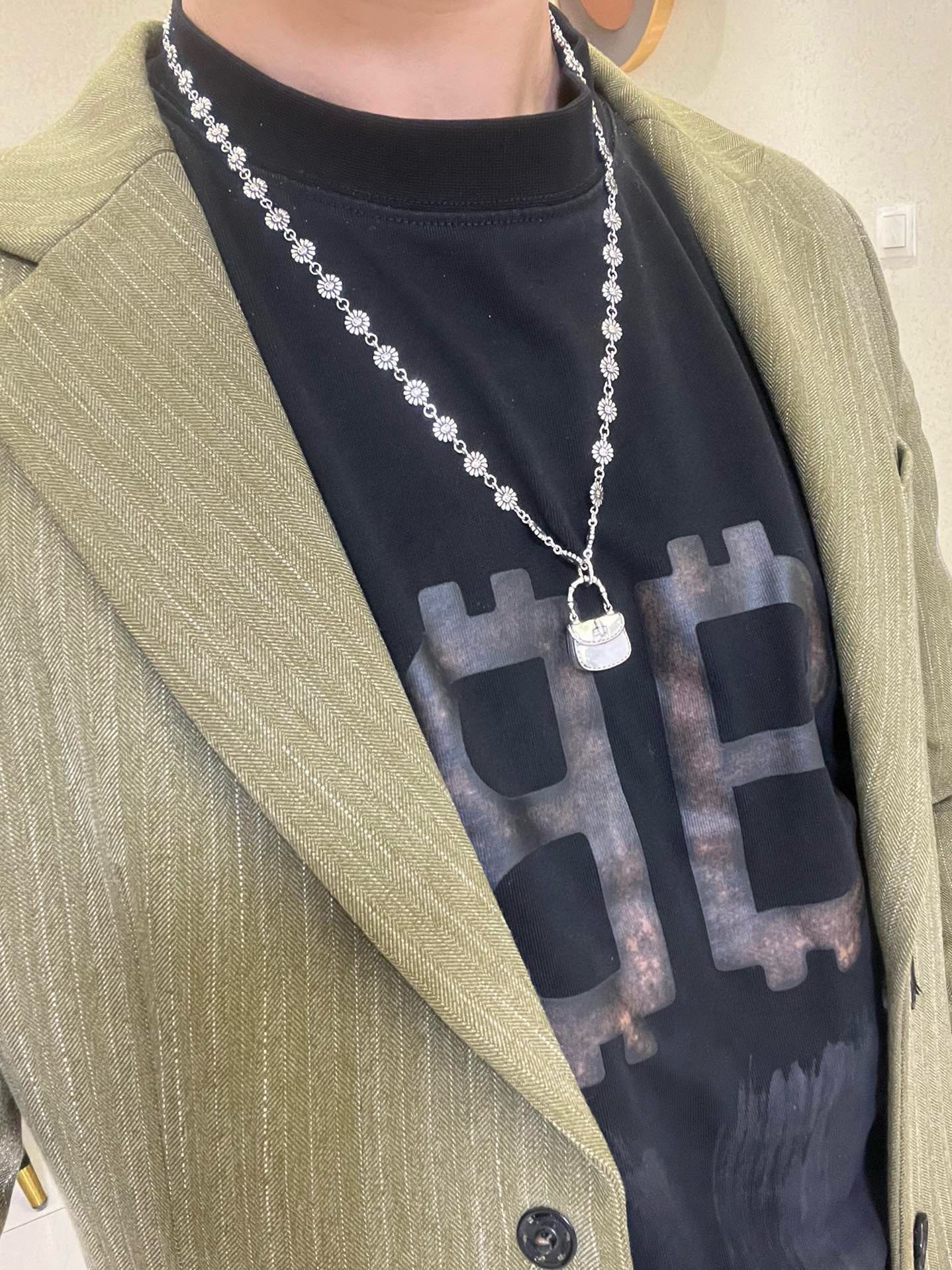 Gucci's latest upgraded Double G classic necklace from the Anger Forest - Jewelry 9
