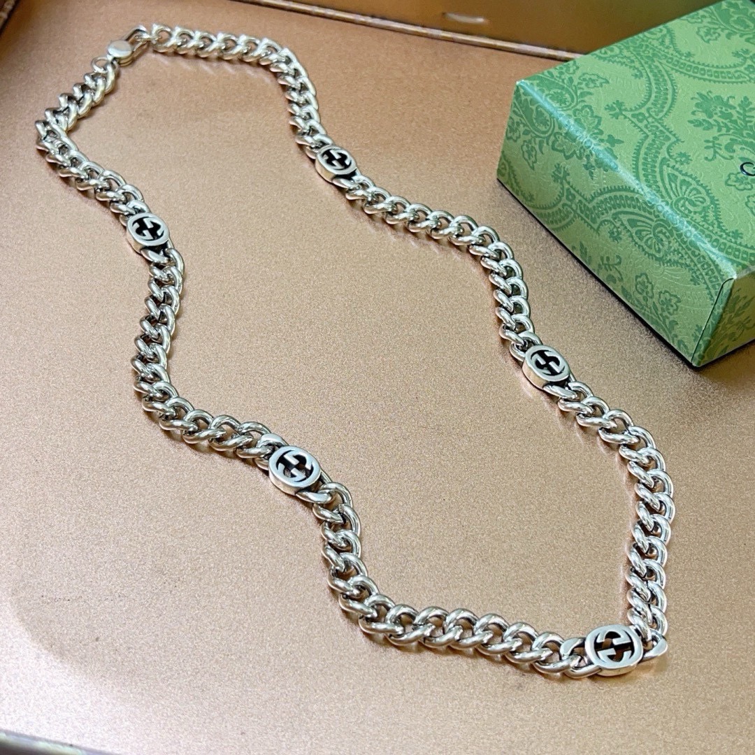 Gucci luxury necklace 4