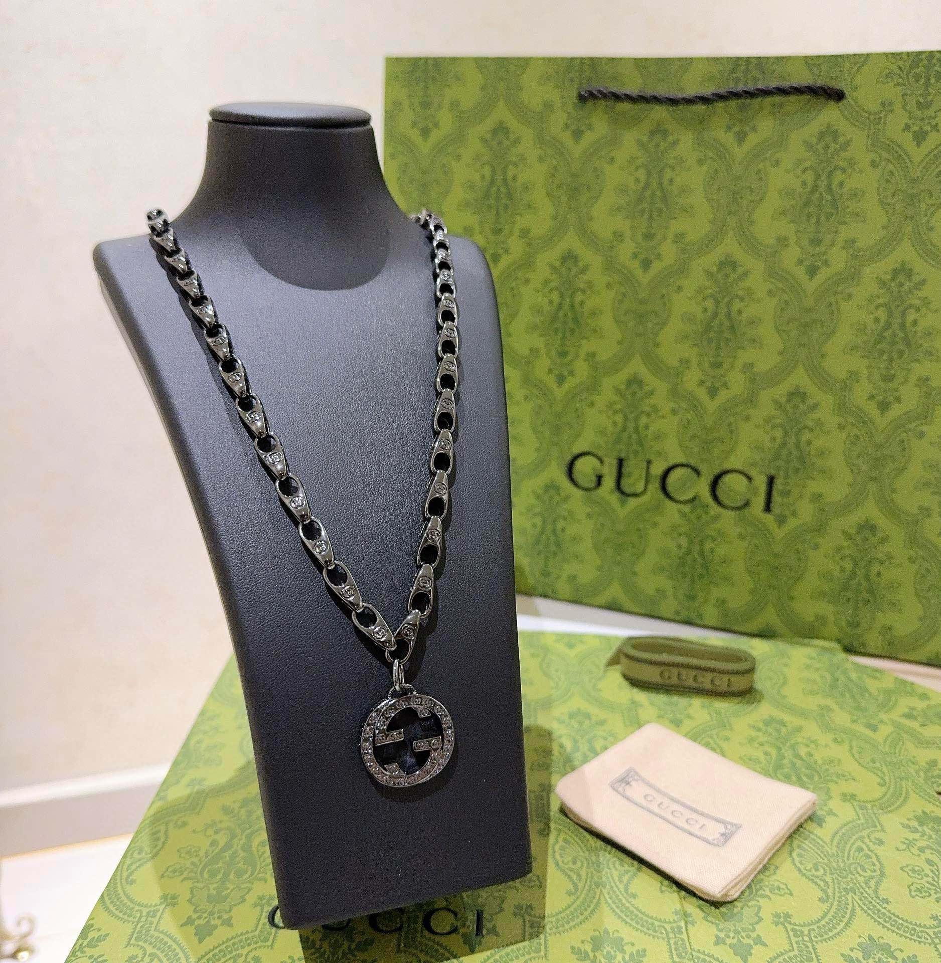 Gucci luxury necklace 2