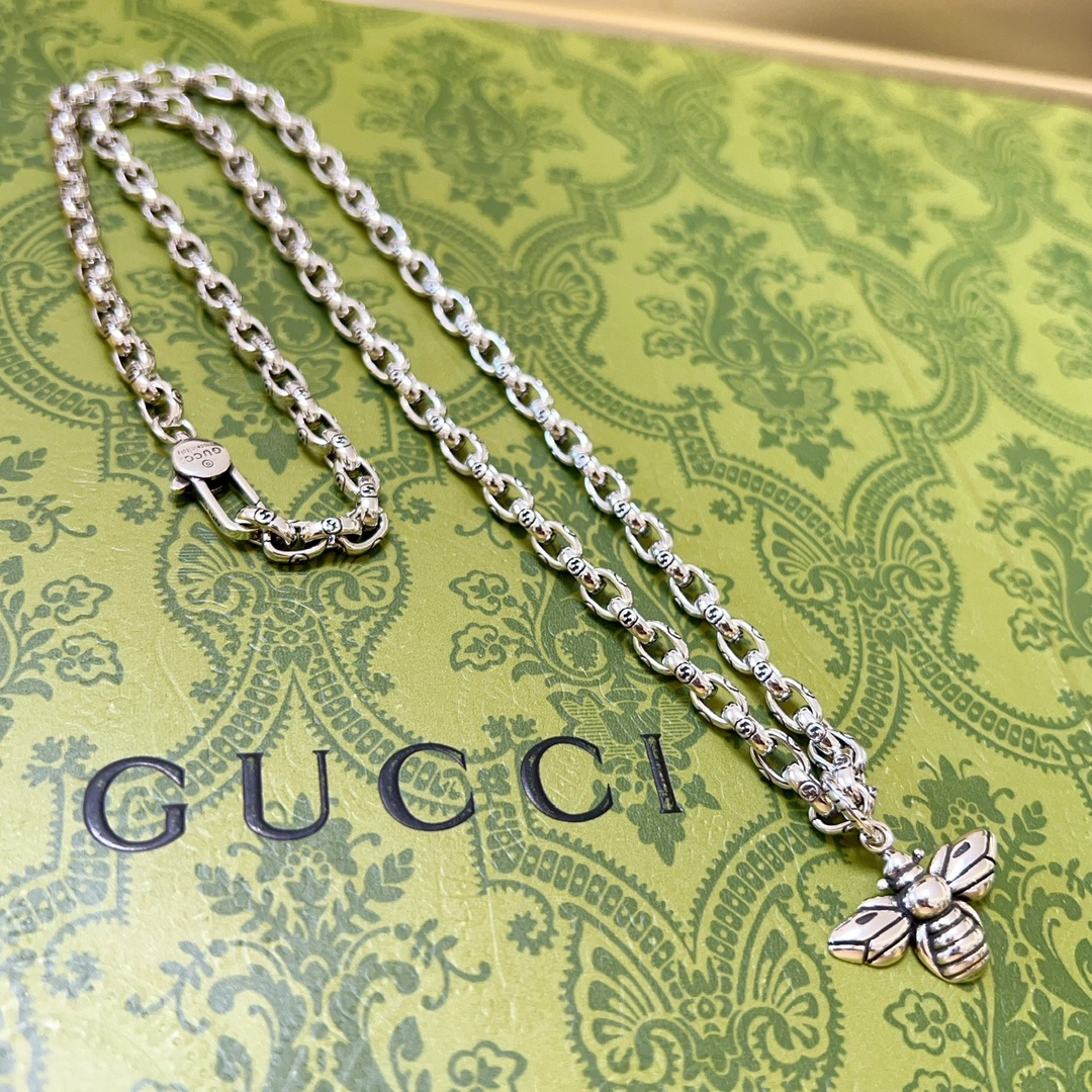 Gucci luxury necklace 4