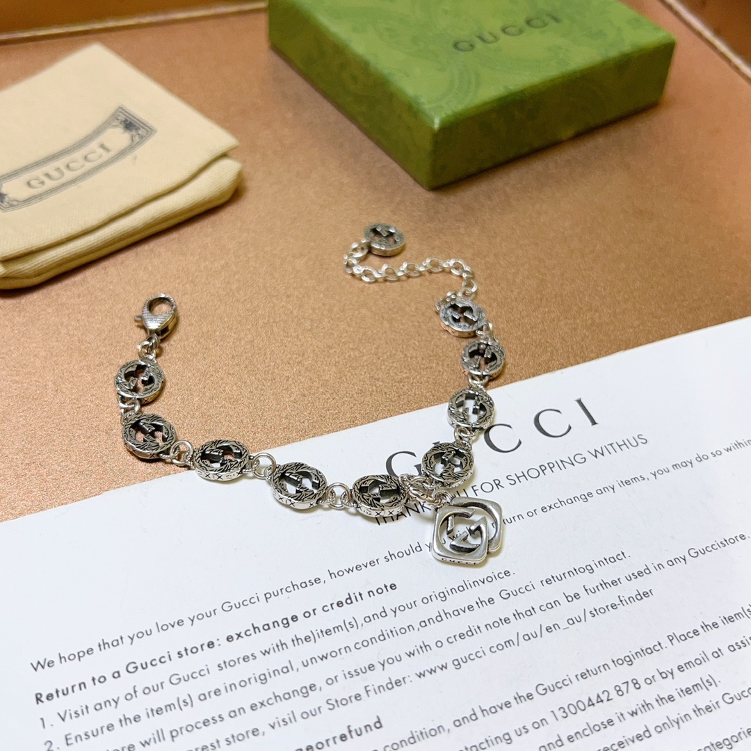 Gucci luxury bracelet 7