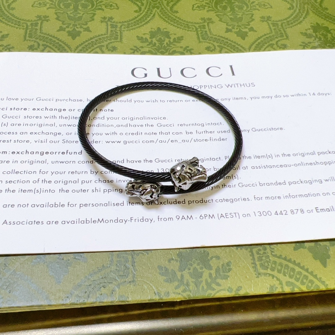 Gucci luxury item 7