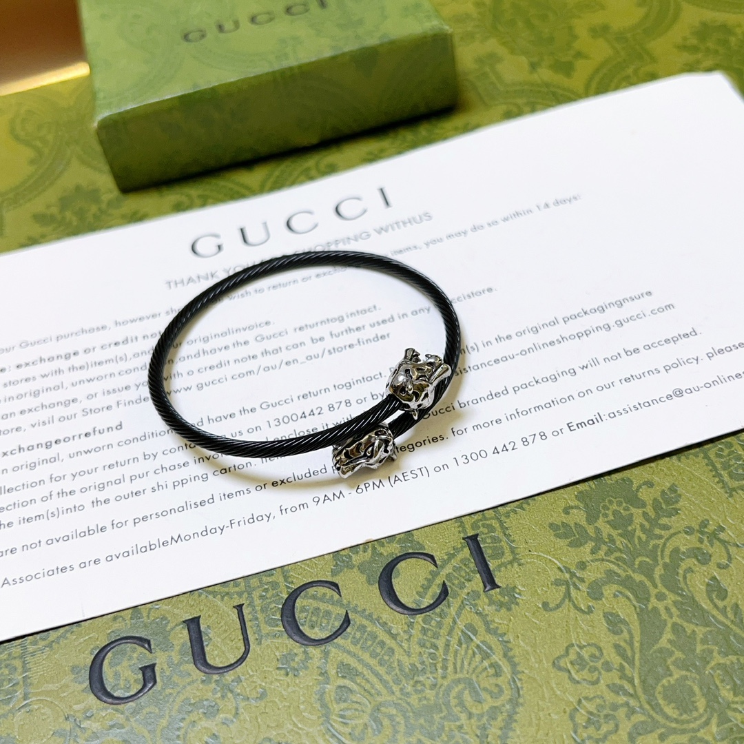 Gucci luxury item 9