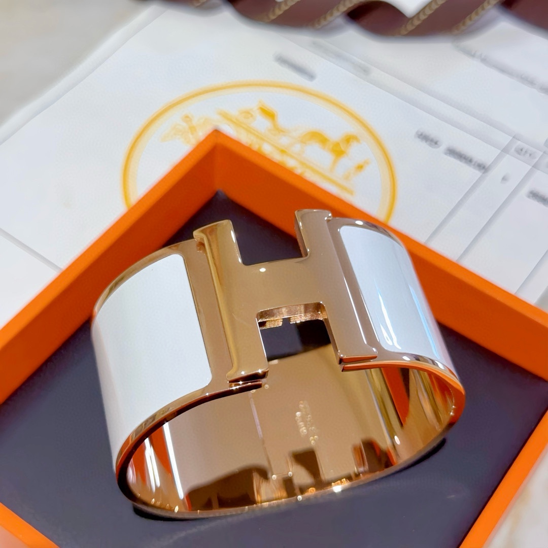 Hermès luxury item 9
