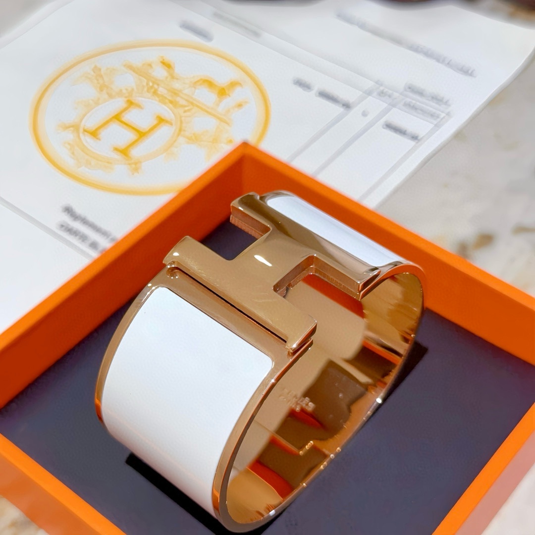 Hermès luxury item 7
