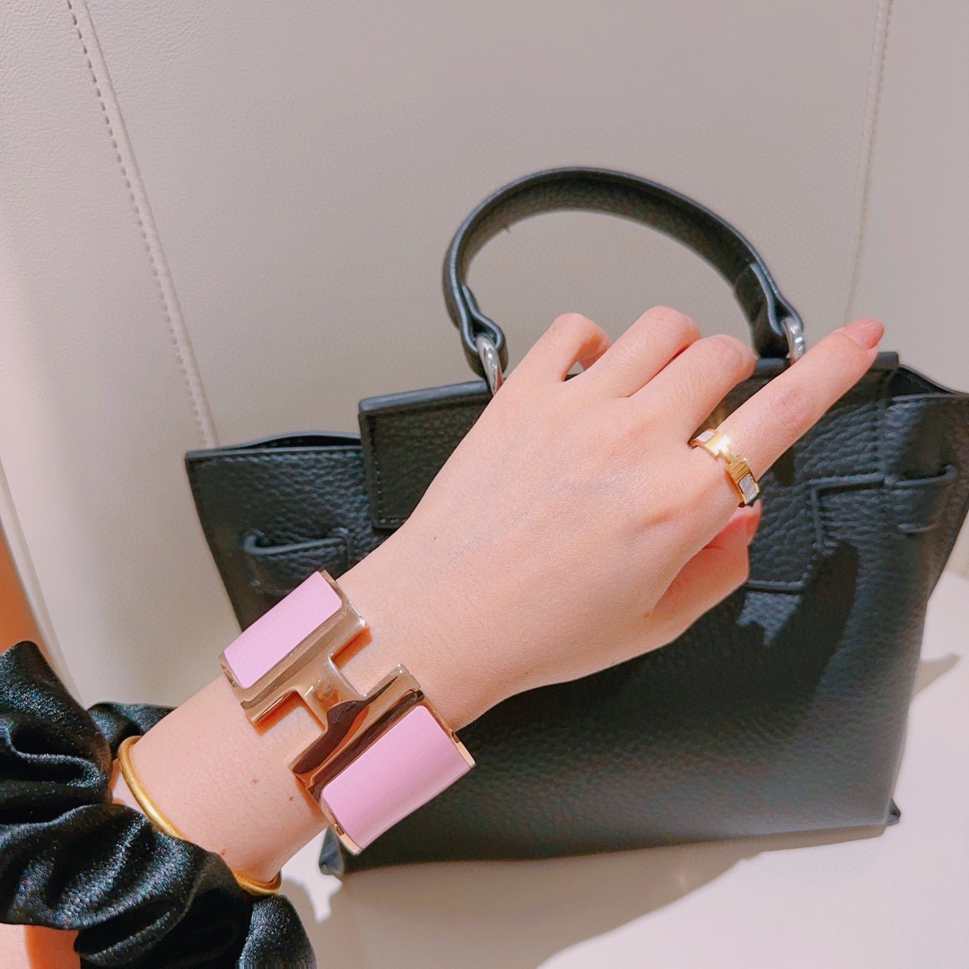 Hermès luxury item 8