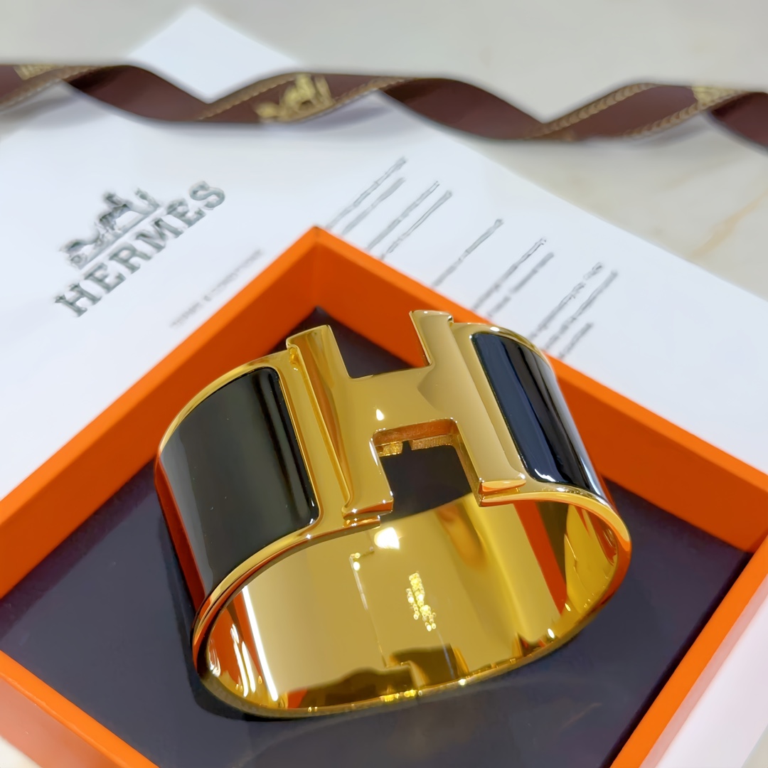 Hermès luxury item 7